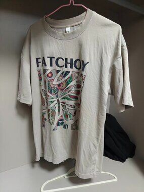 White short-sleeve shirt